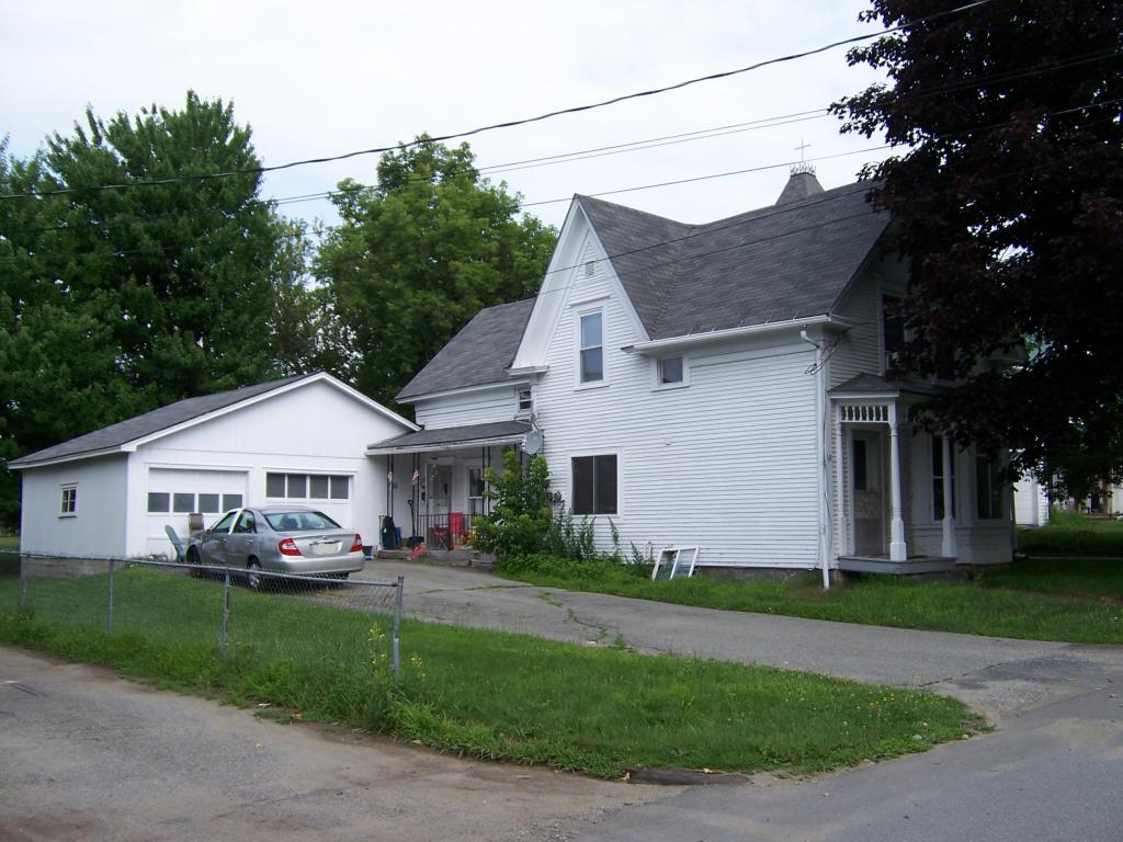 18 Spring Street Newport, VT 05855 - Photo 1 of 8 Gallery Image 1