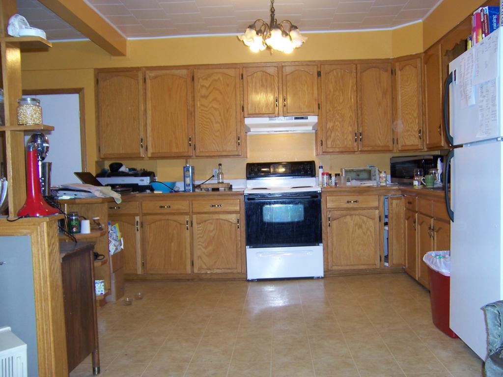 18 Spring Street Newport, VT 05855 - Photo 3 of 8 Gallery Image 3