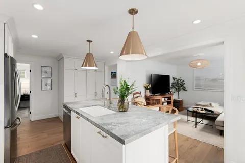 $3,499,995 | 937 3rd Street, Encinitas, CA 92024