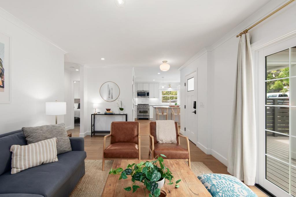 937 3rd Street Encinitas, CA 92024 - Photo 8 of 33