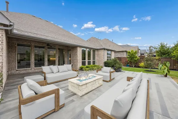 $890,000 | 400 Providence Drive, Prosper, TX 75078