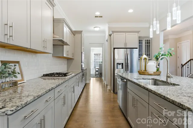 $1,060,000 | 194 Forsythia Lane, Tega Cay, SC 29708