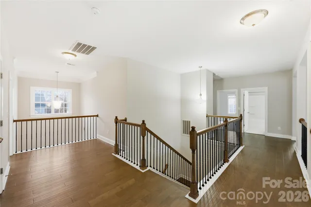 $1,060,000 | 194 Forsythia Lane, Tega Cay, SC 29708