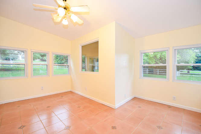 2360 East Ruritan Road Roanoke, VA 24012 - Photo 14 of 31 2360 E Ruritan Rd Roanoke VA-small-014-6