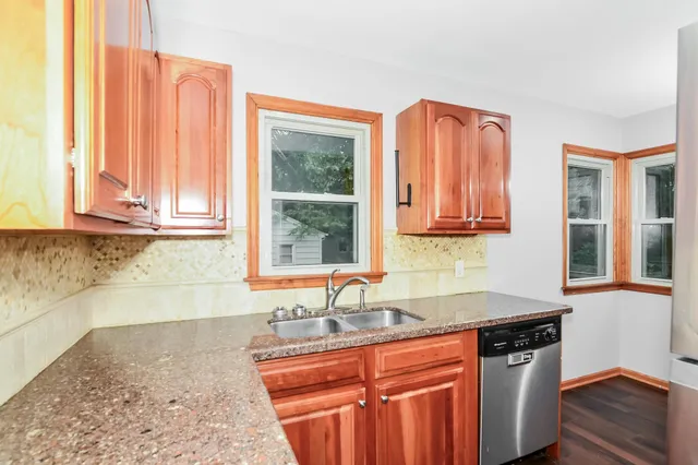 $269,900 | 4918 North Morgan Avenue, Minneapolis, MN 55430