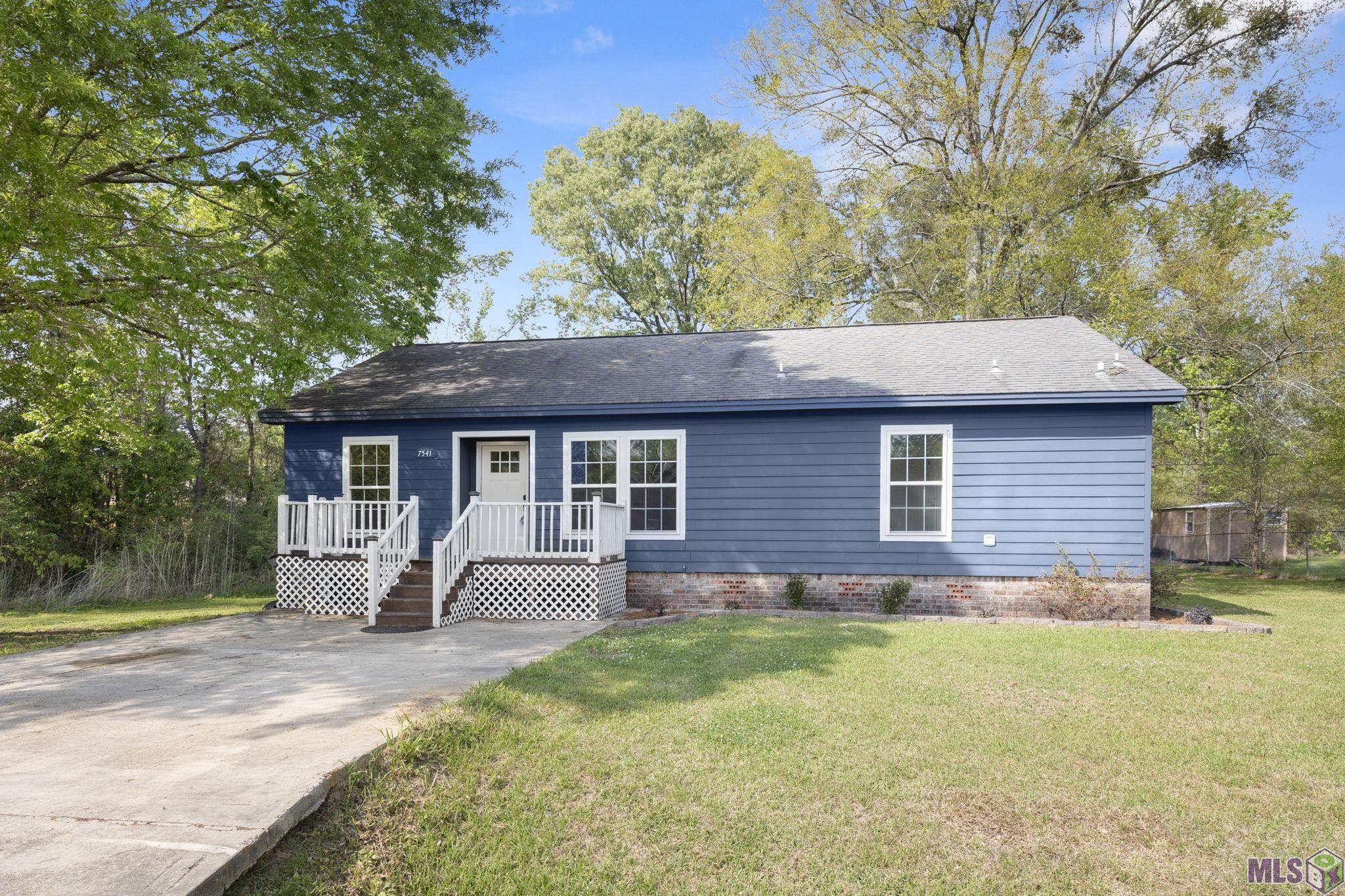 7541 Summer Pl Avenue Baton Rouge, LA 70811 - Photo 2 of 21