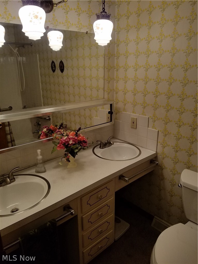 3024 Rockefeller Road Wickliffe, OH 44092 - Photo 13 of 31 Gallery Image 13
