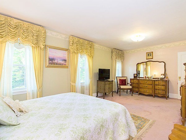 65 Reed Street Lexington, MA 02421 - Photo 3 of 14