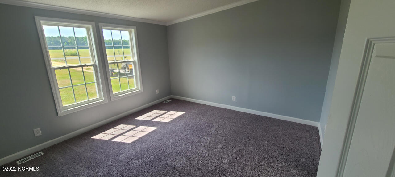 569 Kelly Road Mount Olive, NC 28365 - Photo 7 of 11 7