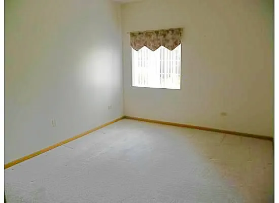 $116,900 | 801 North McLean Boulevard, Unit 136, Elgin, IL 60123