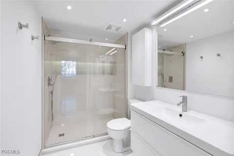 $264,900 | 1280 Wildwood Lakes Boulevard, Unit 104, Naples, FL 34104