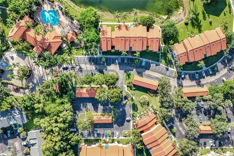 $264,900 | 1280 Wildwood Lakes Boulevard, Unit 104, Naples, FL 34104