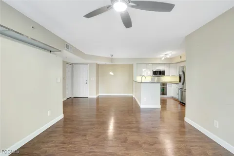 $264,900 | 1280 Wildwood Lakes Boulevard, Unit 104, Naples, FL 34104