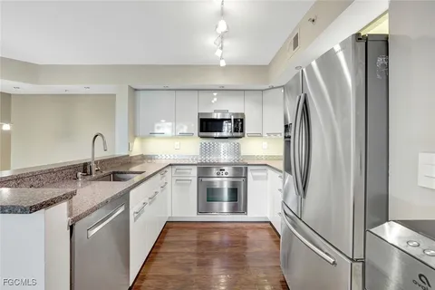 $264,900 | 1280 Wildwood Lakes Boulevard, Unit 104, Naples, FL 34104