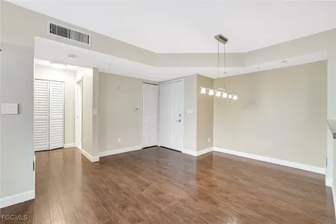 $264,900 | 1280 Wildwood Lakes Boulevard, Unit 104, Naples, FL 34104