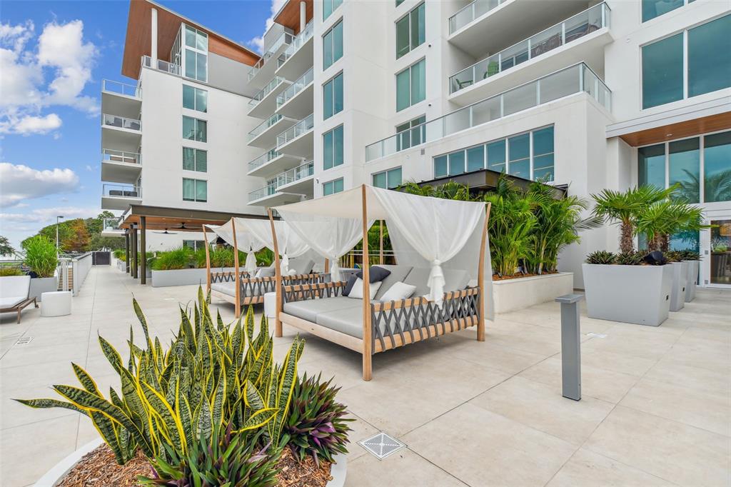 1020 Sunset Point Road, Unit 310 Clearwater, FL 33755 - Photo 2 of 86