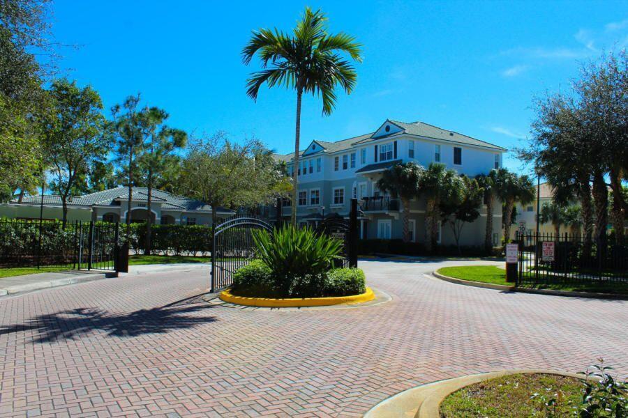 1029 Northwest 18th Avenue, Unit 1029 Boca Raton, FL 33431 - Photo 2 of 15 Gated Community 1029