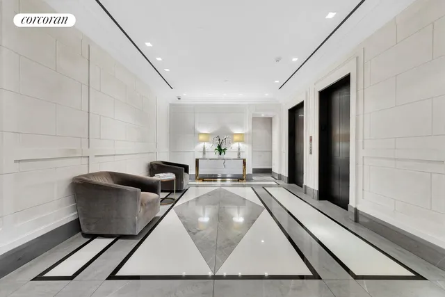 $8,750,000 | 40 East 72nd Street, Unit MAIS | Lenox Hill