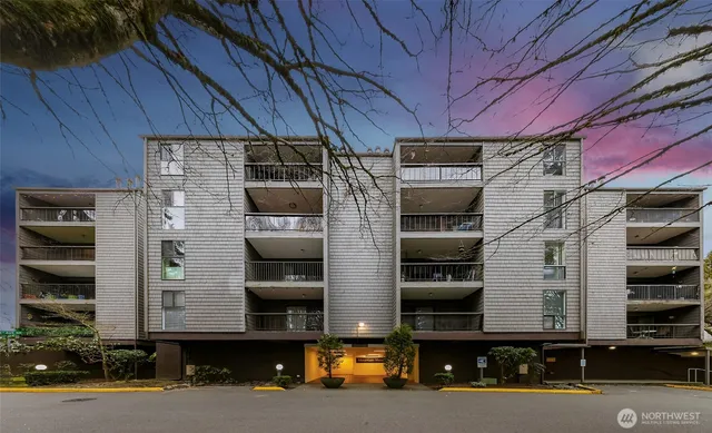 $399,000 | 6479 137th Avenue Northeast, Unit 366, Redmond, WA 98052