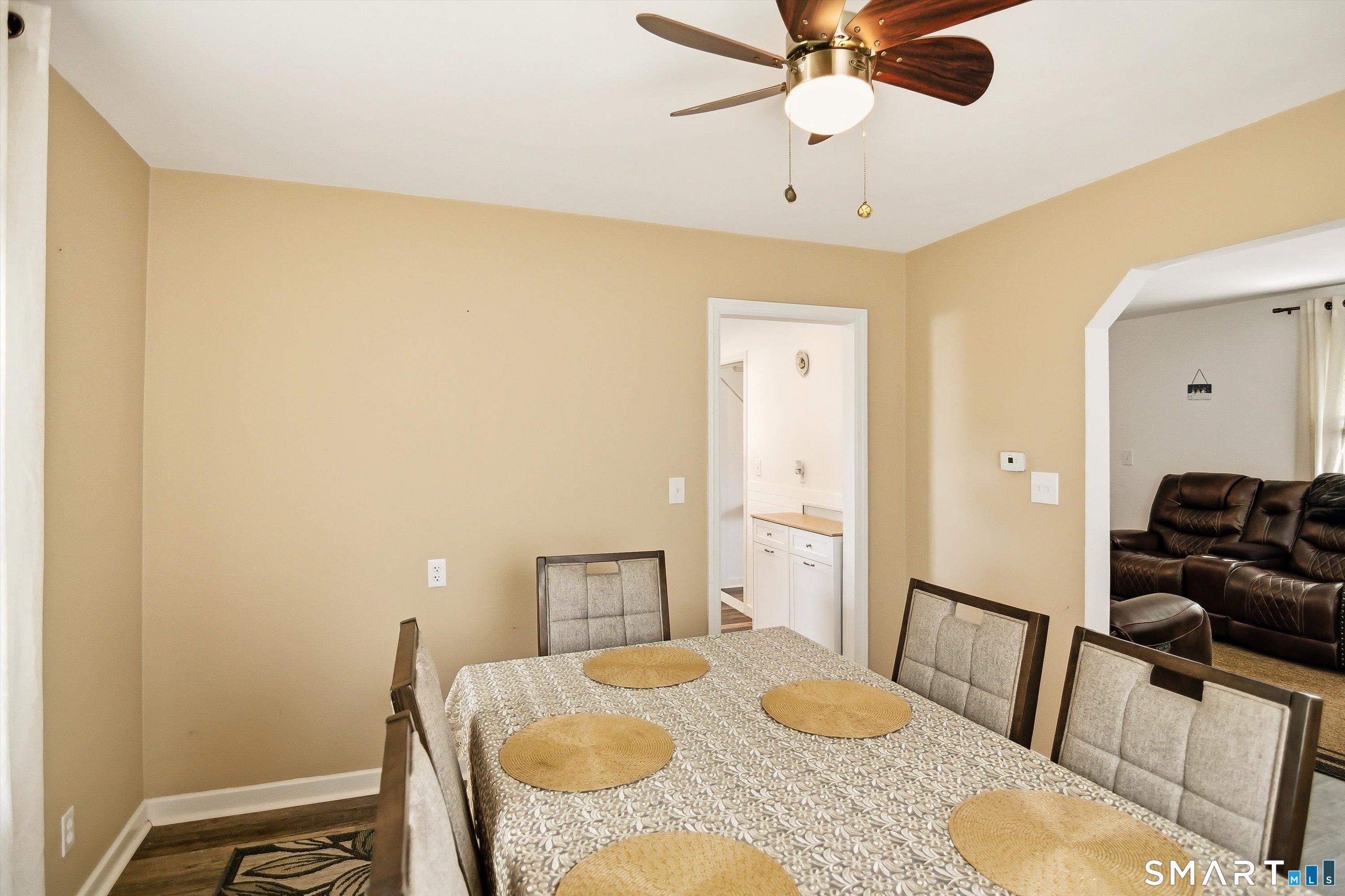 506 Lighthouse Road New Haven, CT 06512 - Photo 17 of 40