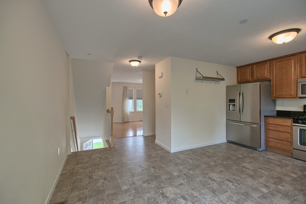 41 Boston Road, Unit 414 Billerica, MA 01862 - Photo 5 of 21 Gallery Image 5
