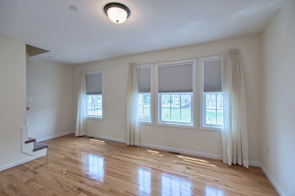 41 Boston Road, Unit 414 Billerica, MA 01862 - Photo 7 of 21 Gallery Image 7