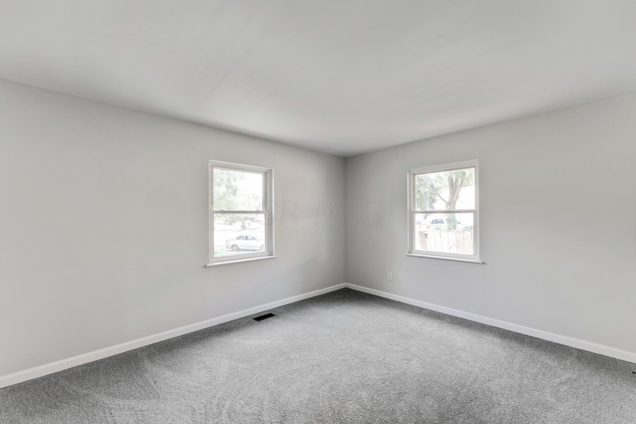 3086 Karl Road Columbus, OH 43224 - Photo 18 of 27 11-web-or-mls-3086-karl-rd