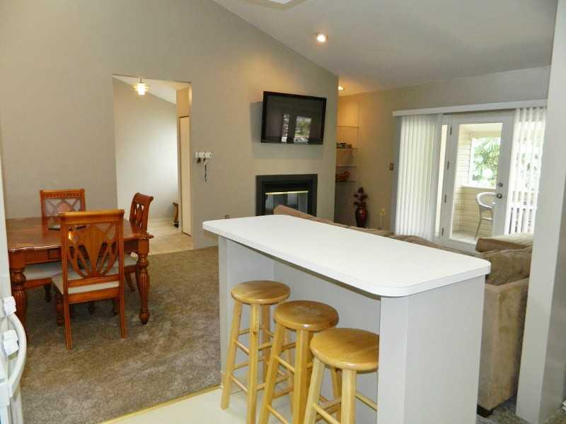 2104 Kenzie Road Pittsburgh, PA 15205 - Photo 11 of 24 Kitchen.