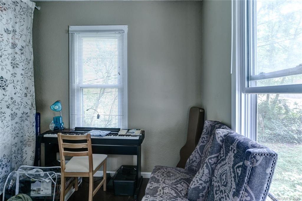 83 Washington Road Asheville, NC 28801 - Photo 11 of 37 Gallery Image 11