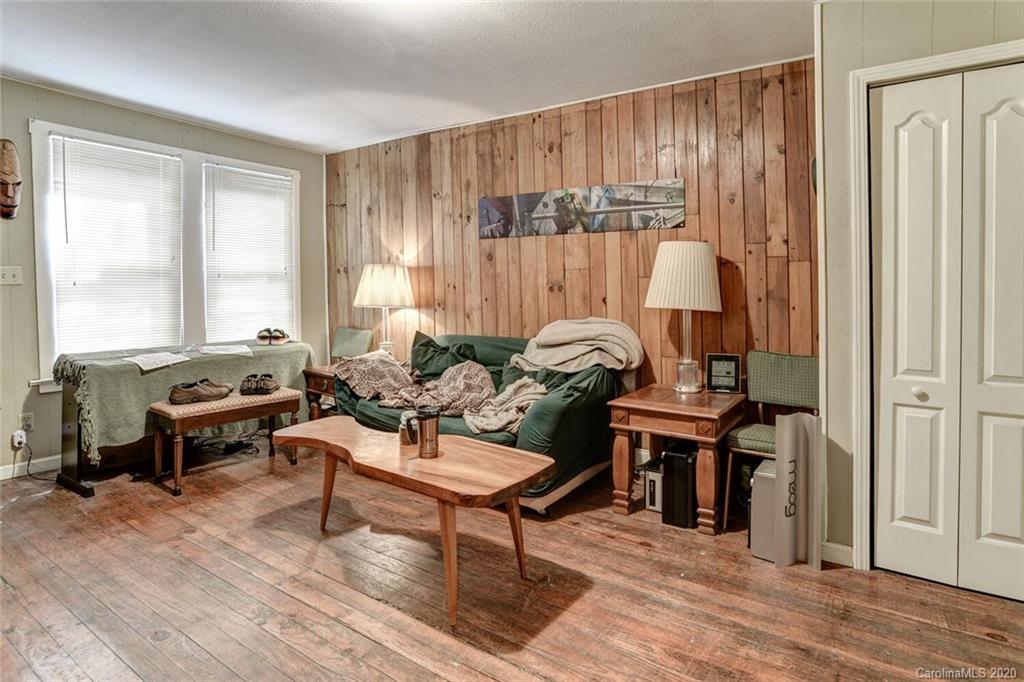 83 Washington Road Asheville, NC 28801 - Photo 16 of 37 Gallery Image 16