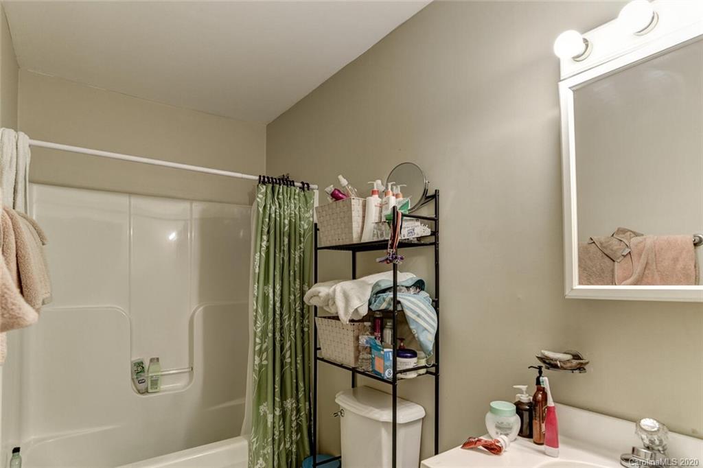 83 Washington Road Asheville, NC 28801 - Photo 32 of 37 Gallery Image 32
