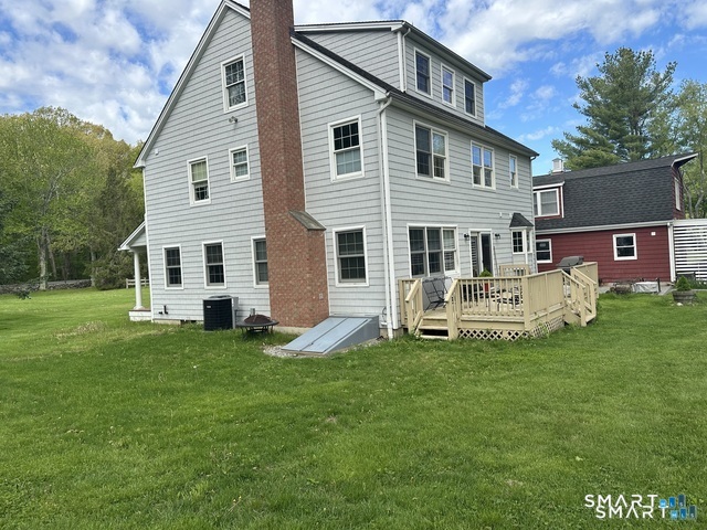 128 Center Road Easton, CT 06612 - Photo 38 of 39