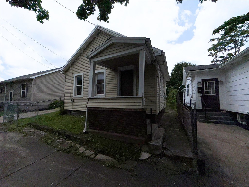 93 Campbell Street Rochester, NY 14611 - Photo 2 of 15 Gallery Image 2