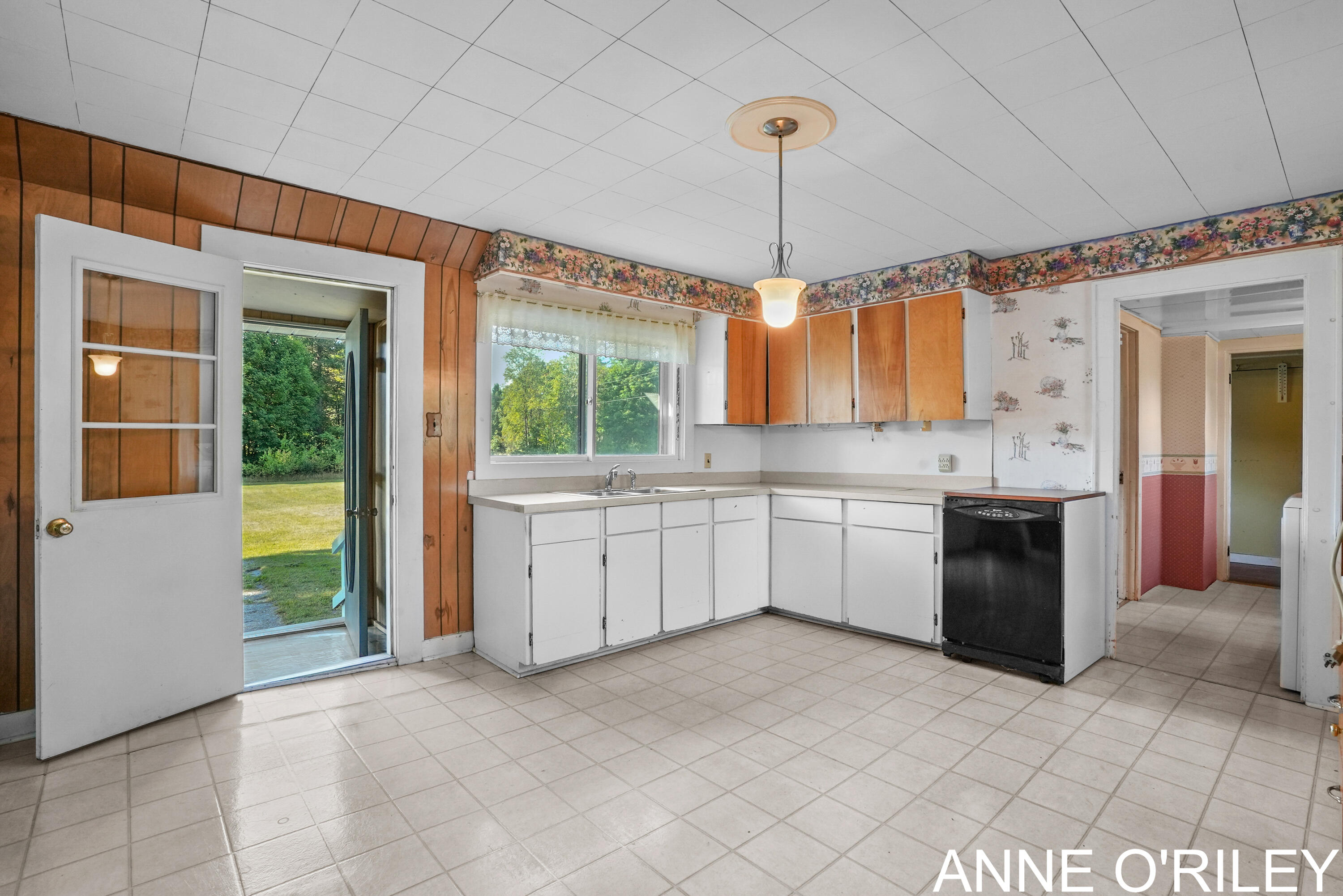 3602 South 37 Road Cadillac, MI 49601 - Photo 5 of 45 DSC01310