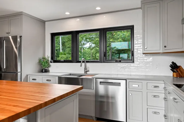 $4,950,000 | 18 High Head Road, Edgecomb, ME 04556