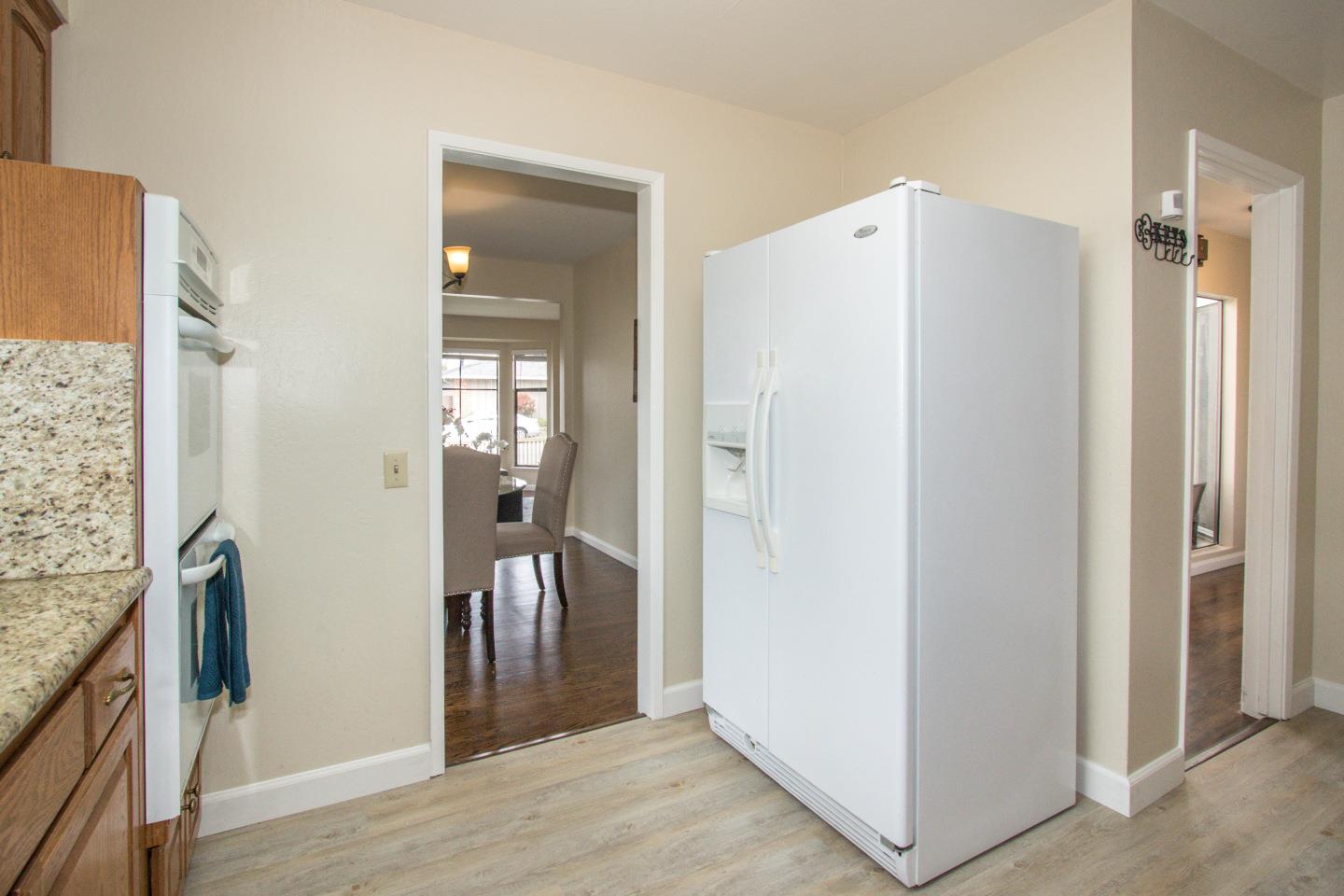 1371 Ribbon Street Foster City, CA 94404 - Photo 16 of 32 Gallery Image 16