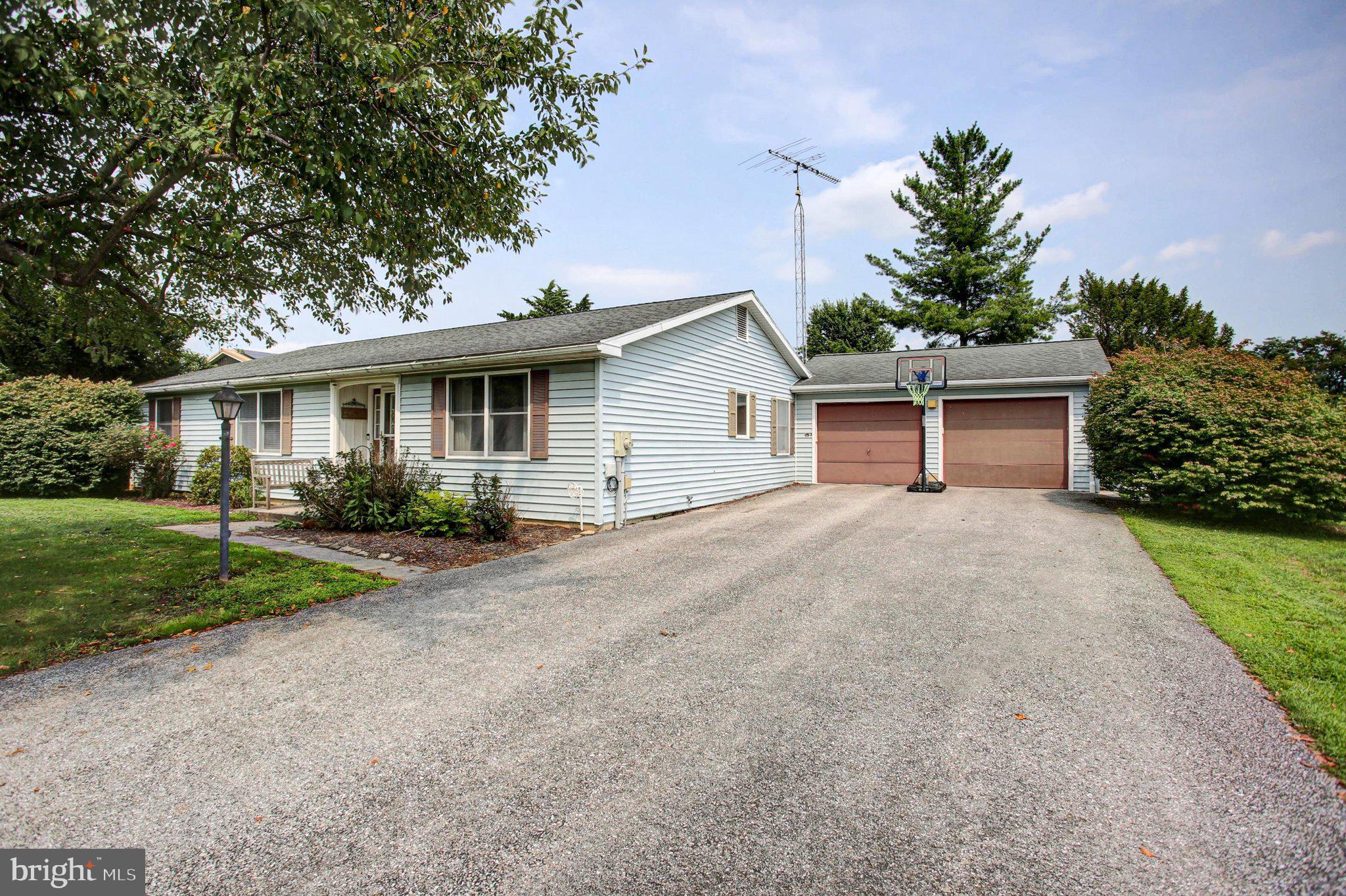 16 Easy Street Littlestown, PA 17340 - Photo 5 of 51 Gallery Image 5