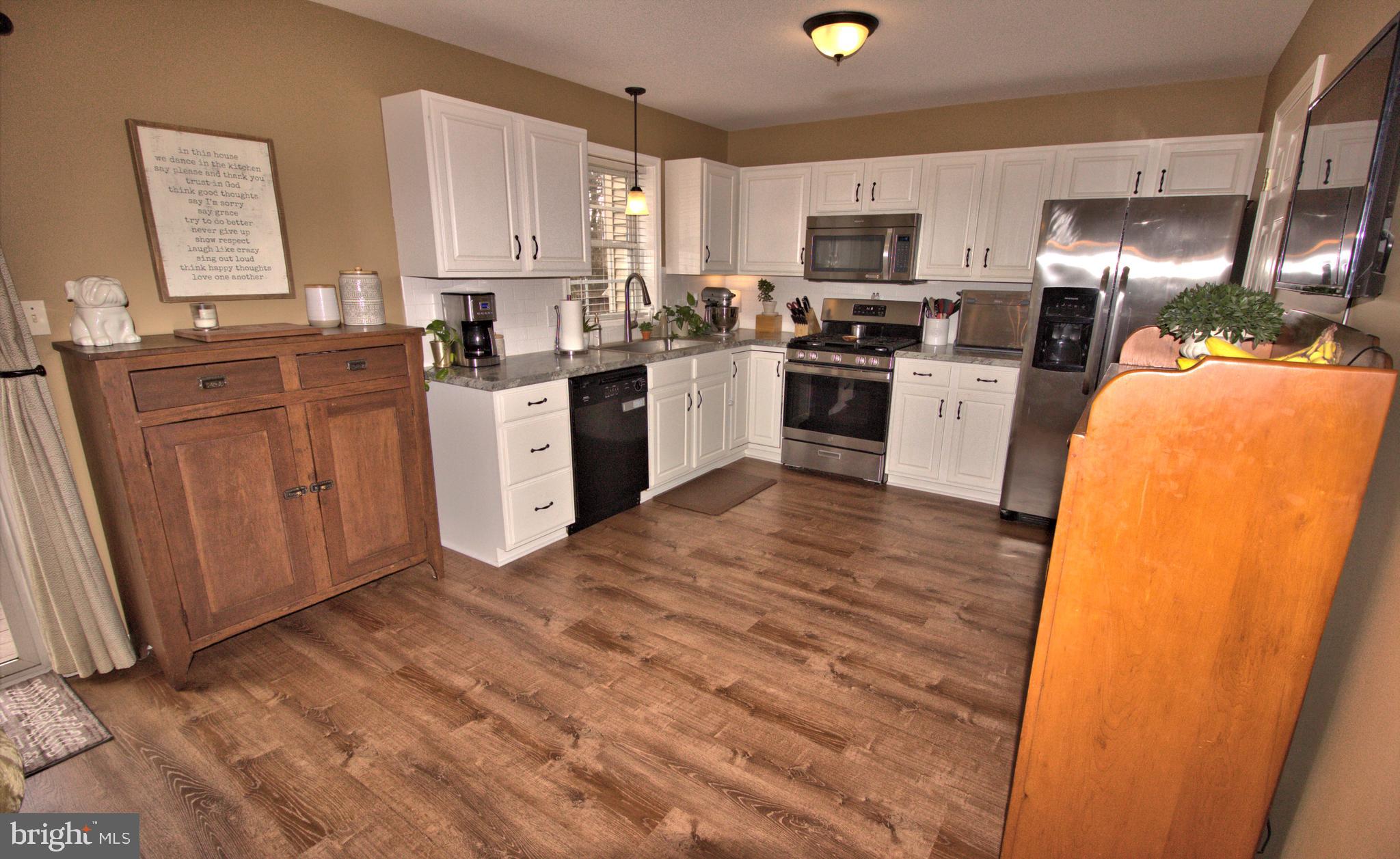 123 West 7th Street Lititz, PA 17543 - Photo 19 of 38