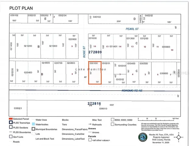 a black and white photo of a mirror