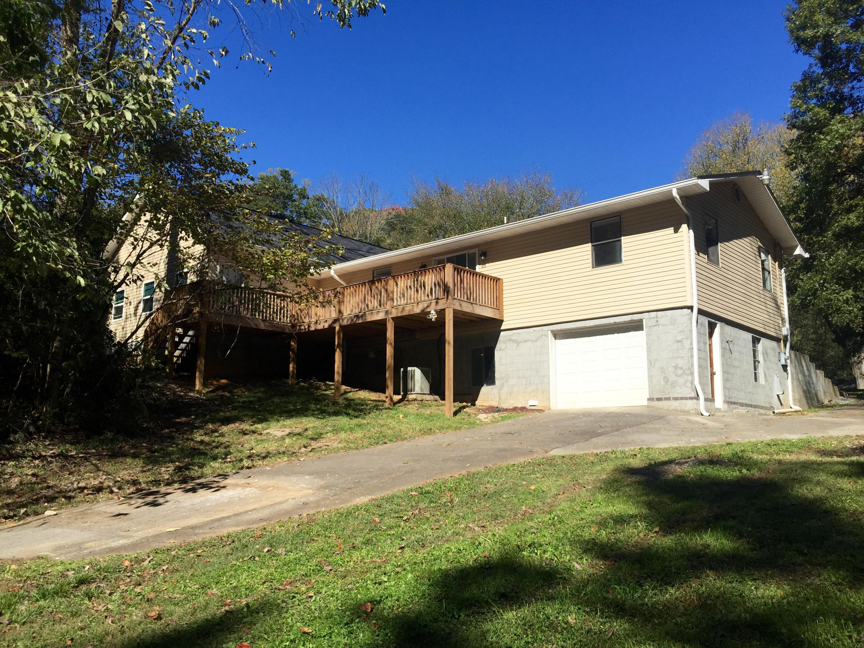 723 Corum Road Knoxville, TN 37924 - Photo 3 of 18 Lower level garage and large porch