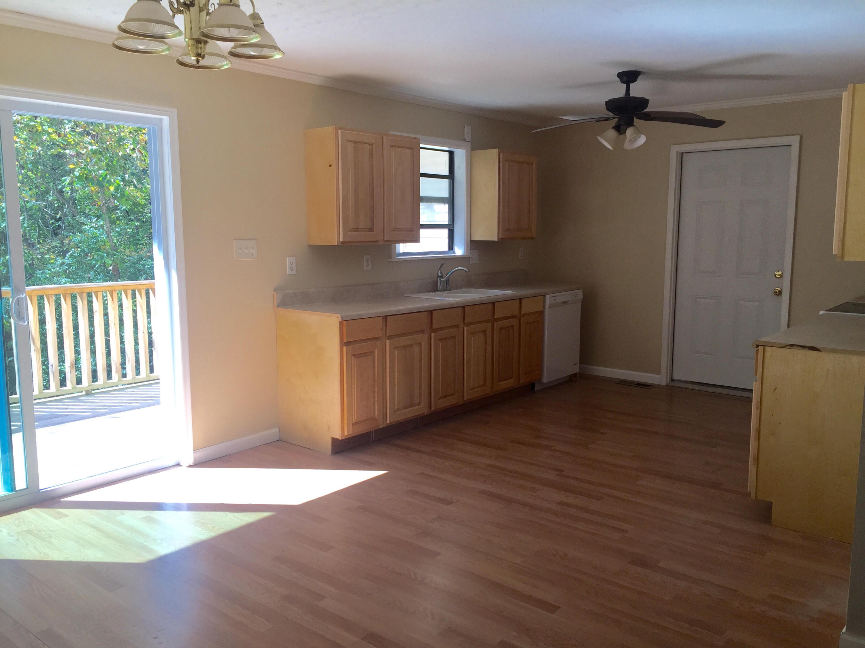 723 Corum Road Knoxville, TN 37924 - Photo 9 of 18 Kitchen