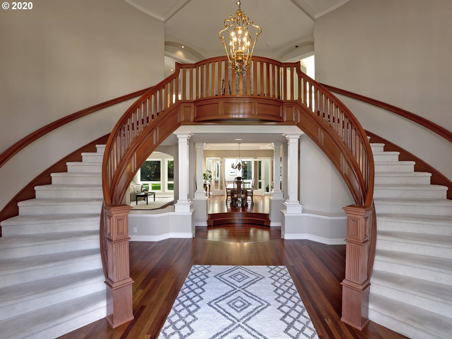 11360 Northwest Ridge Road Portland, OR 97229 - Photo 3 of 31 Gallery Image 3
