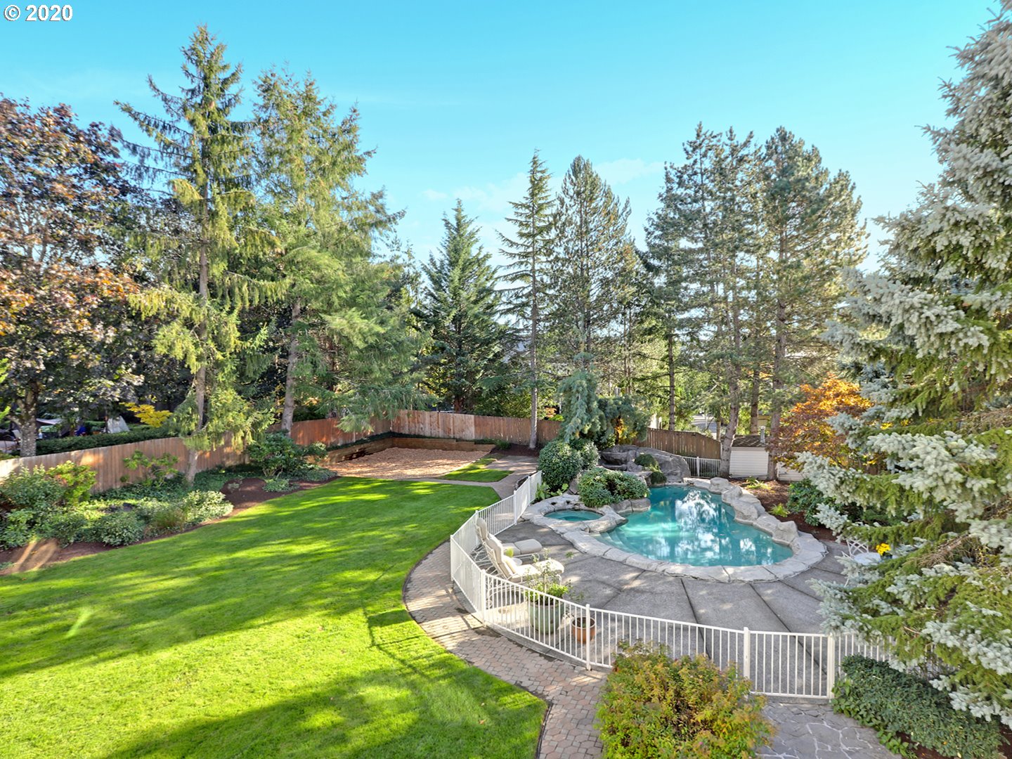 11360 Northwest Ridge Road Portland, OR 97229 - Photo 26 of 31 Gallery Image 26