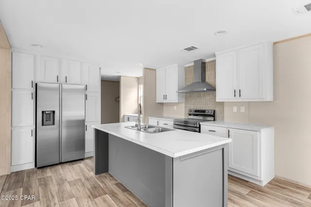 $185,097 | 6420 Oakenshaw Drive, Youngstown, FL 32466