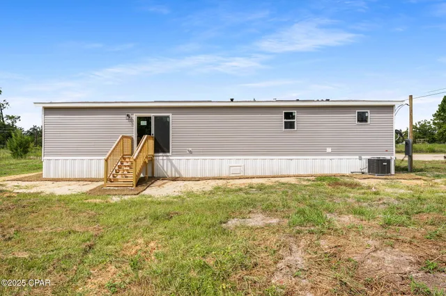 $185,097 | 6420 Oakenshaw Drive, Youngstown, FL 32466