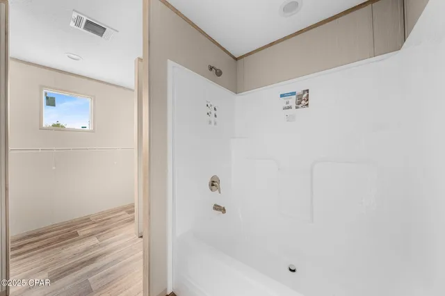 $185,097 | 6420 Oakenshaw Drive, Youngstown, FL 32466