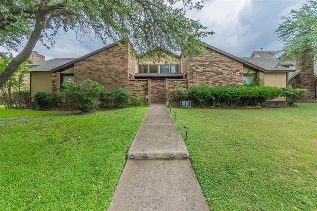 $2,295 | 3912 St Christopher Lane, Dallas, TX 75287