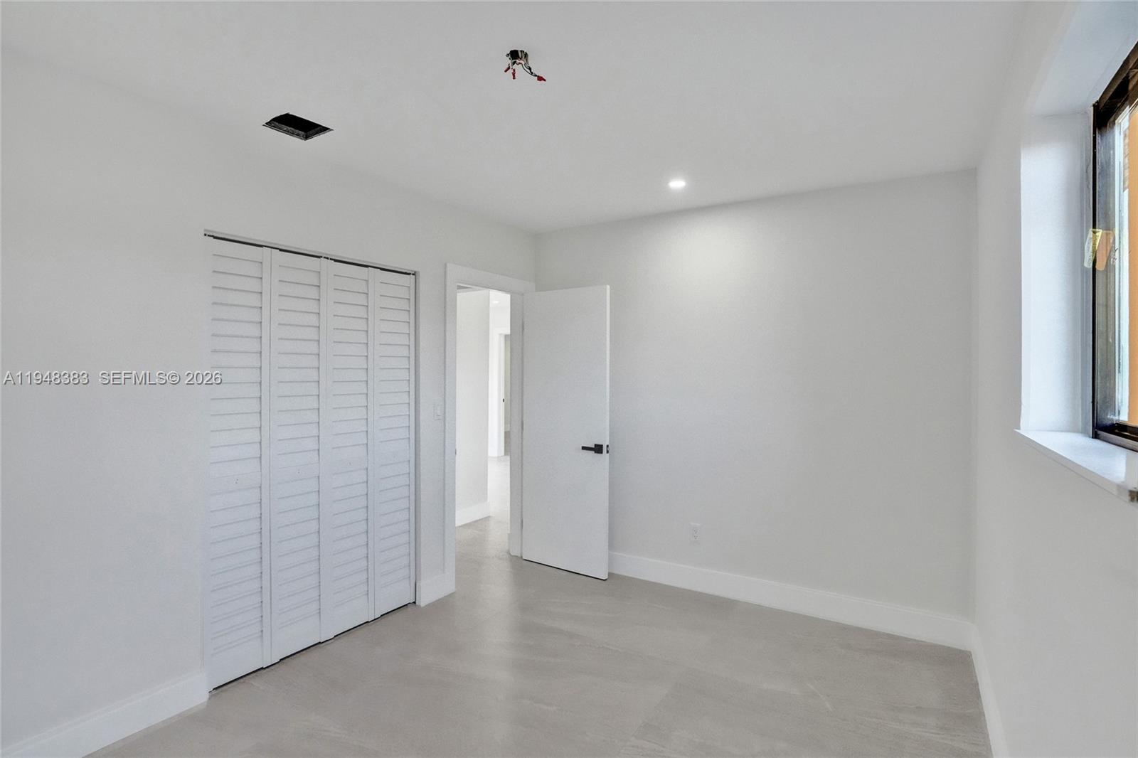 10100 Southwest 38th Terrace Miami, FL 33165 - Photo 26 of 56