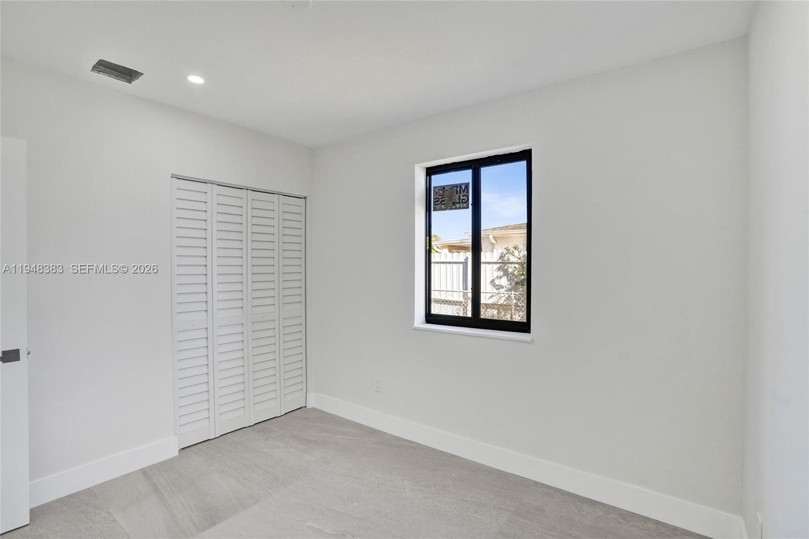 10100 Southwest 38th Terrace Miami, FL 33165 - Photo 31 of 56