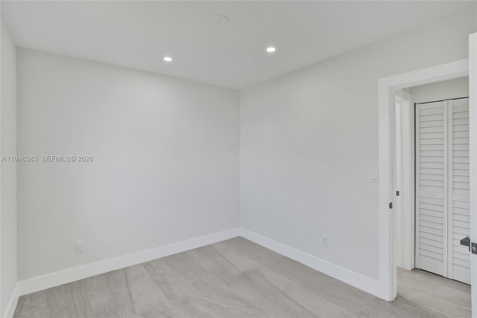 10100 Southwest 38th Terrace Miami, FL 33165 - Photo 33 of 56